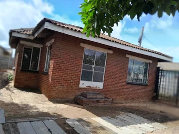 4-Bedroom House for Sale in Budiriro, Harare